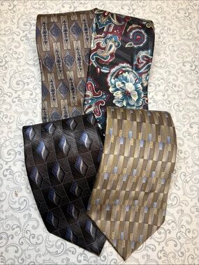 Men's Classic Ties Bundle - Savile Rowe, Van Heusen, Dockers, Puritan